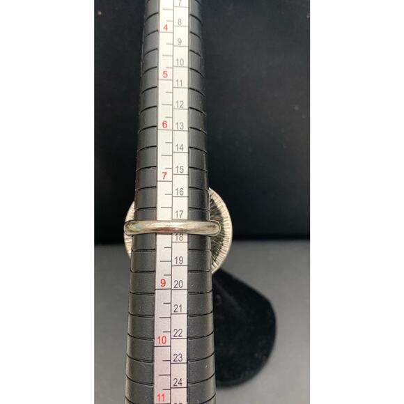 Silver Tone Etched Leaves Large Round Boho Statement Ring Size 7.75 - Picture 5 of 6